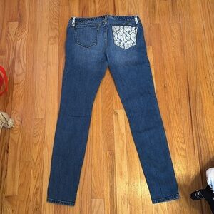 American Rag Dark Wash Skinny Jeans w Lace- Sz 7 Regular (Juniors)
